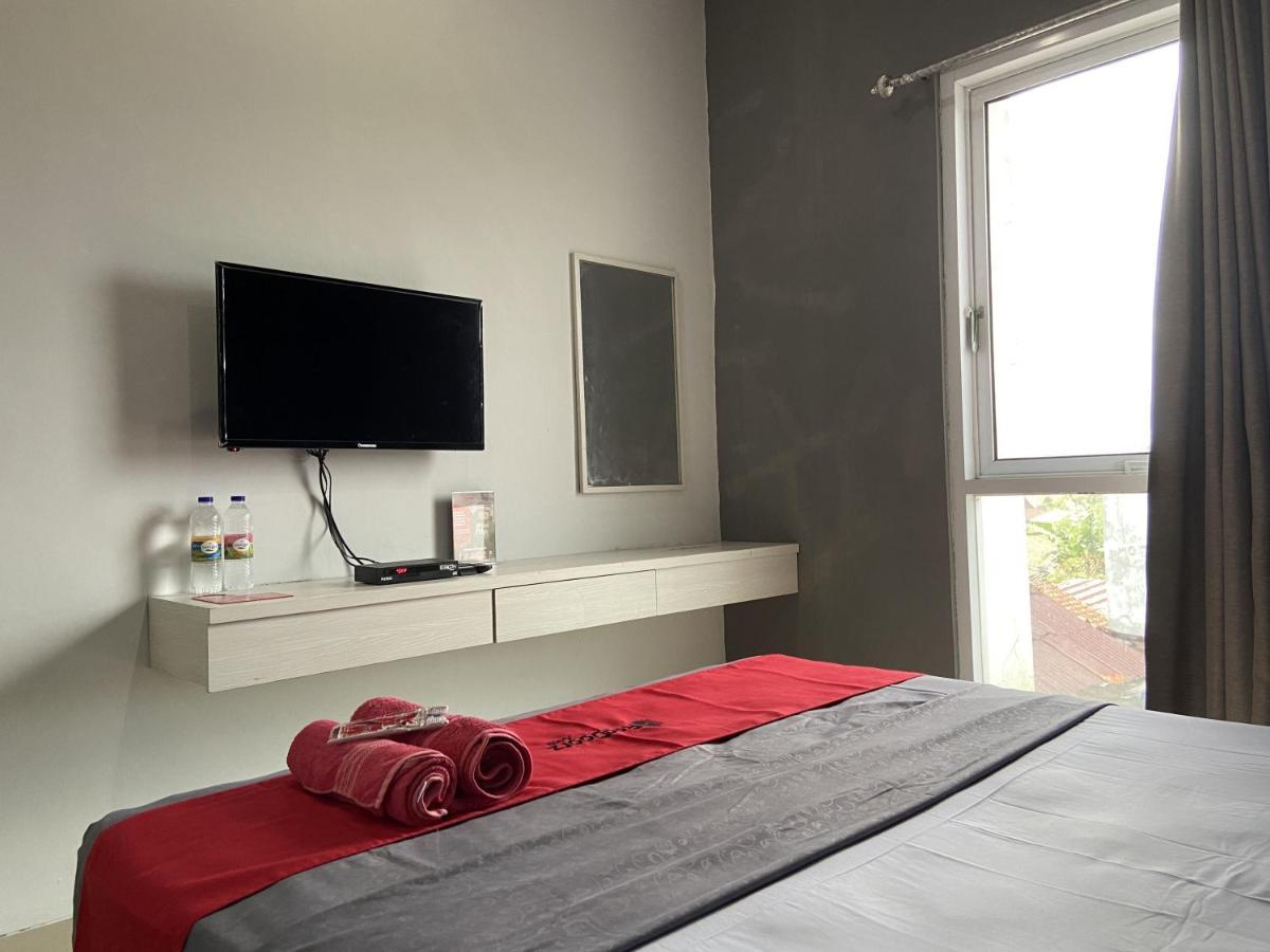 Reddoorz Near Rsud Margono Purwokerto 3 Hotel Kültér fotó