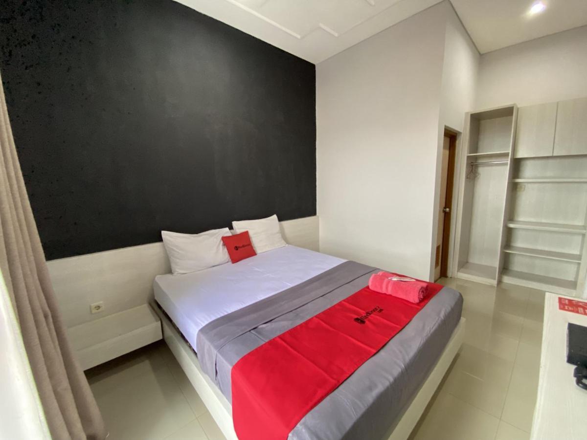 Reddoorz Near Rsud Margono Purwokerto 3 Hotel Kültér fotó